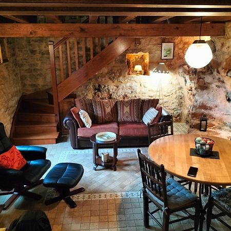 Charmante Maison Troglodyte Vitrac  Ngoại thất bức ảnh