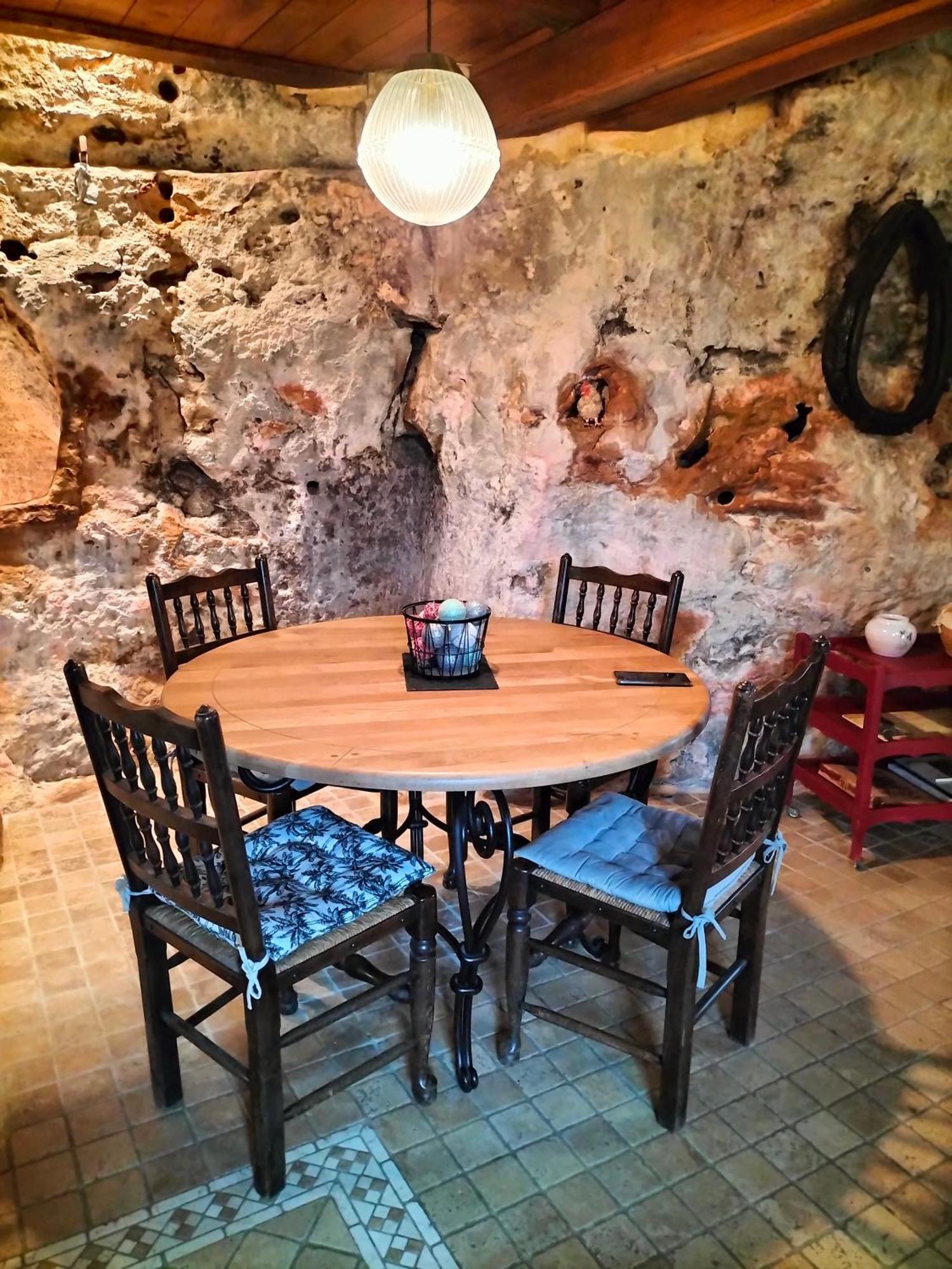 Charmante Maison Troglodyte Vitrac  Ngoại thất bức ảnh